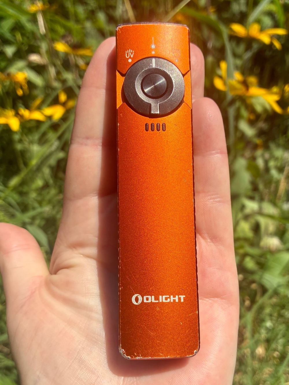 🔦 Exclusive Olight Arkfeld Pro Orange LED Triple Light Source Flat Portable
